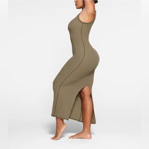 SKIMS Cotton Rib Sleeveless Long Dress in Army Multi, size Small